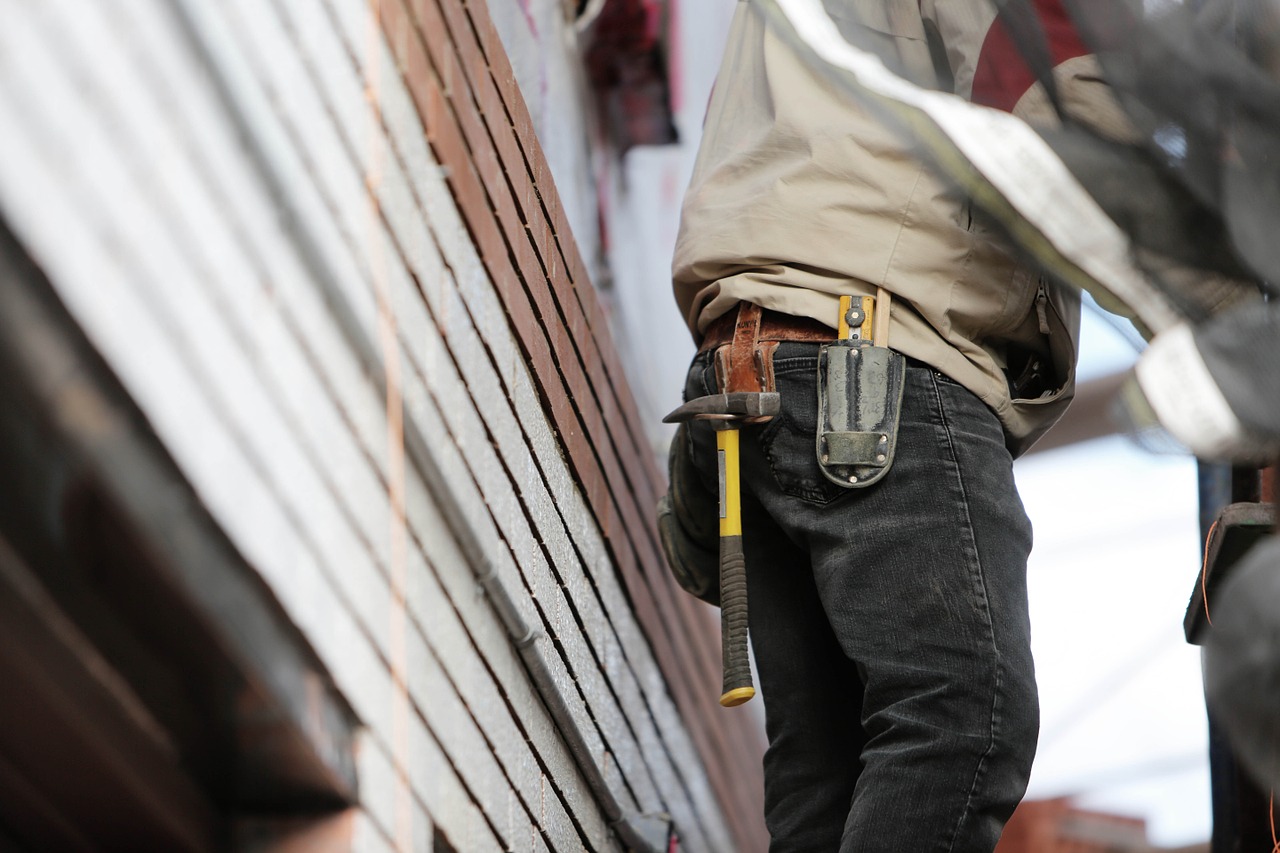 Pourquoi confier l'installation d'une pergola en alu à un professionnel ?